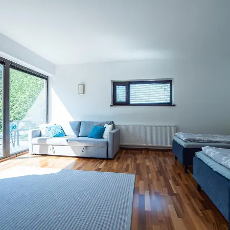 Apartament Family House Parnawa