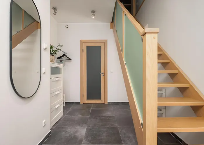 Family House * بارنو