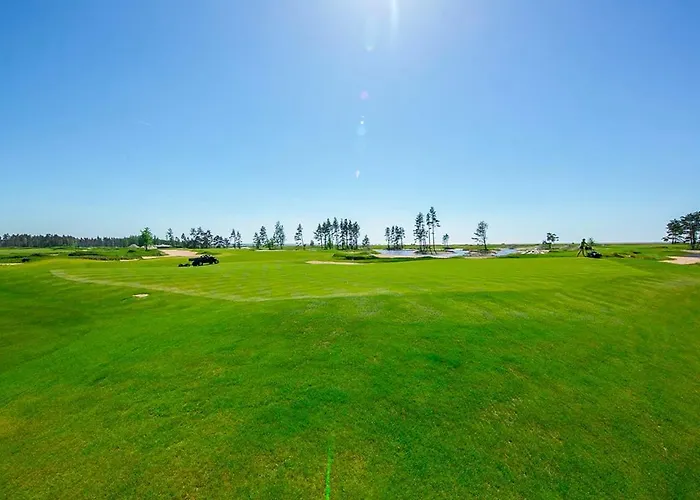 Family House شقة بارنو